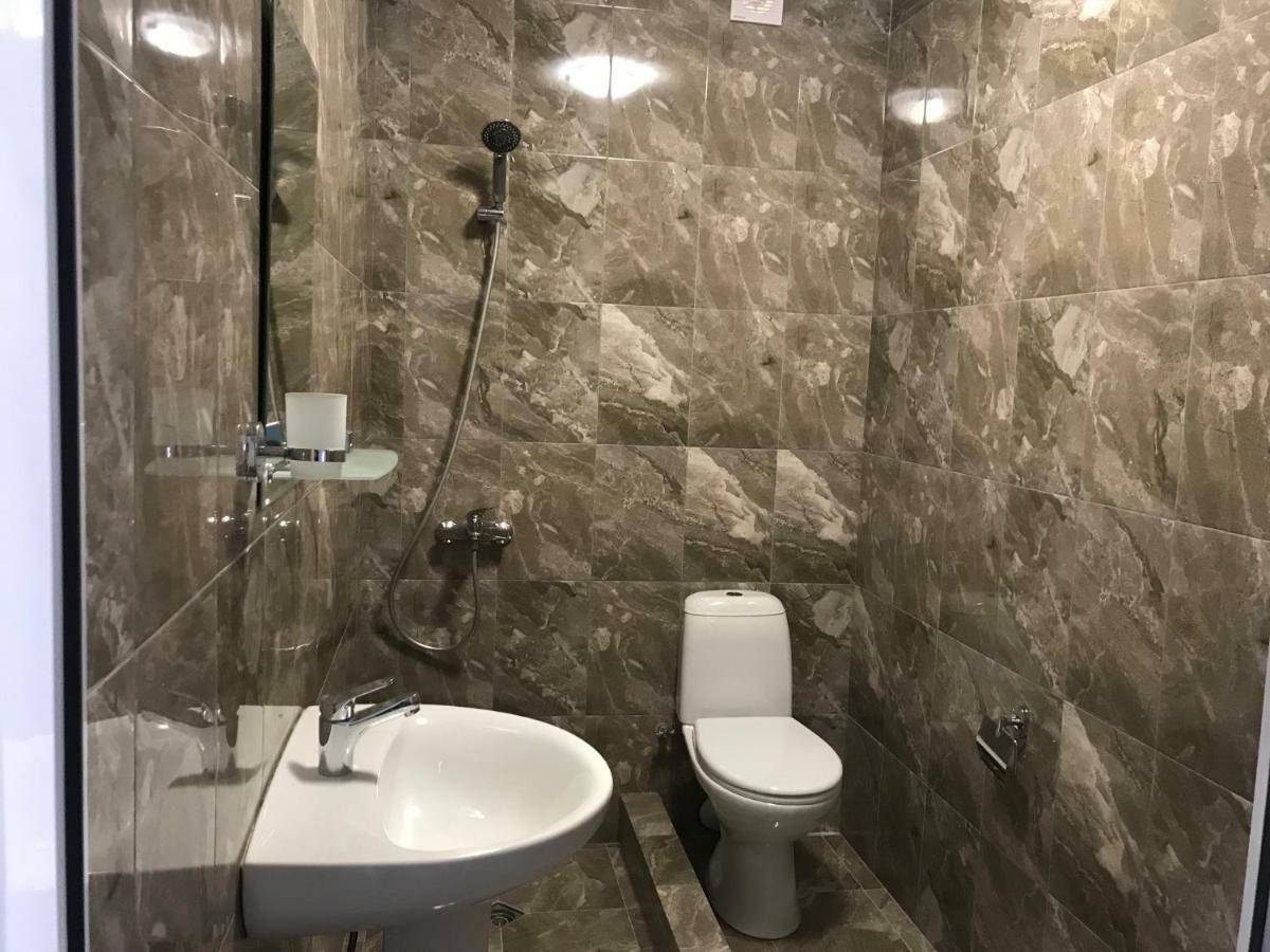 Gudauta Hotel Ngoại thất bức ảnh